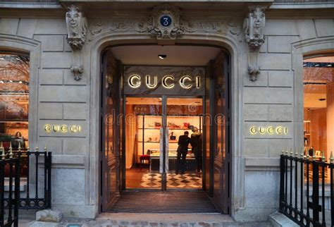 negozio gucci parigi|Gucci paris france.